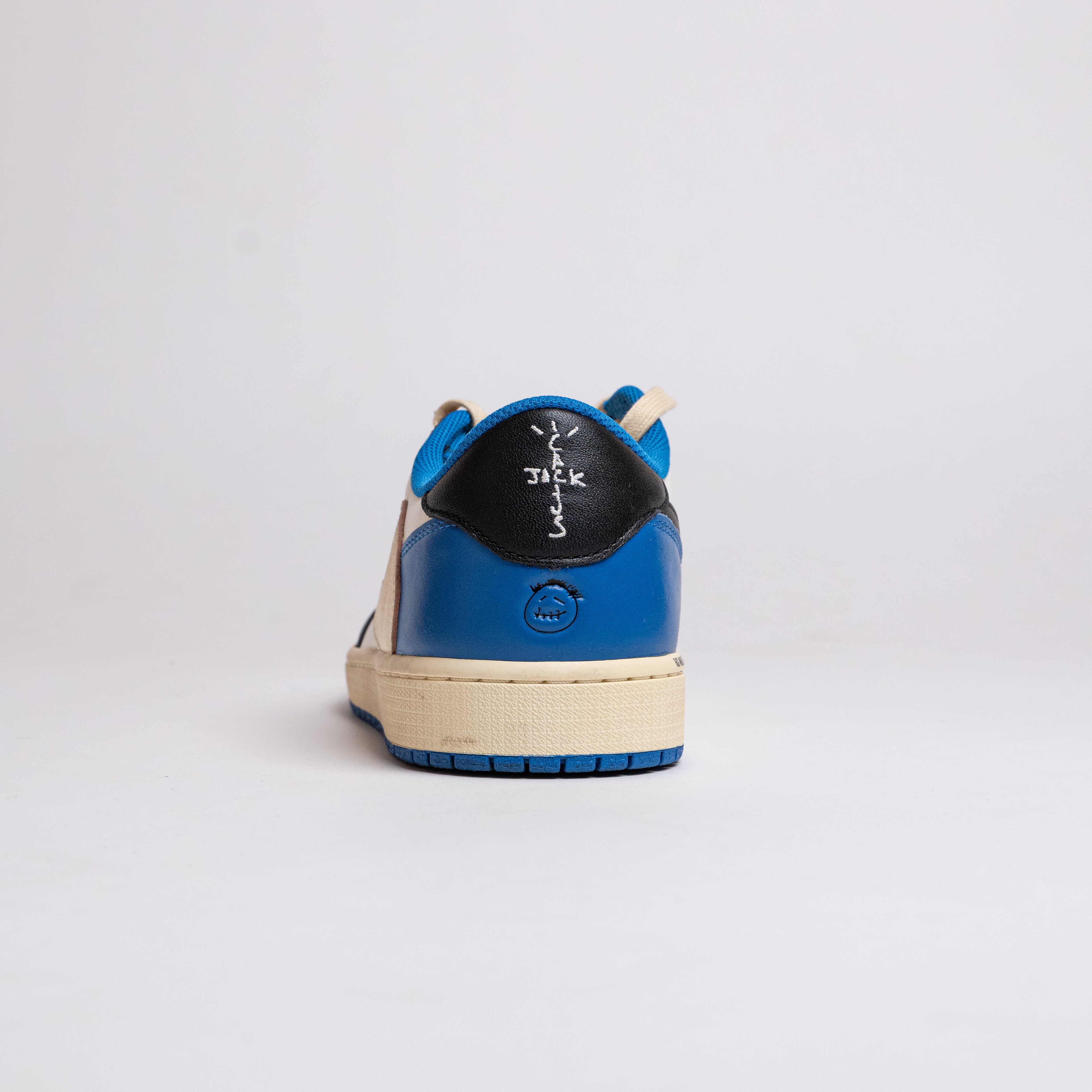 JORDAN 1 RETRO LOW OG SP FRAGMENT X TRAVIS SCOTT